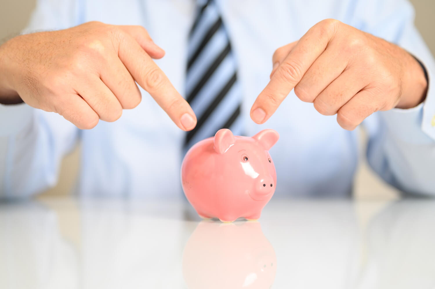 Best Business Bank Accounts of 2025: Top Checking and Savings Solutions